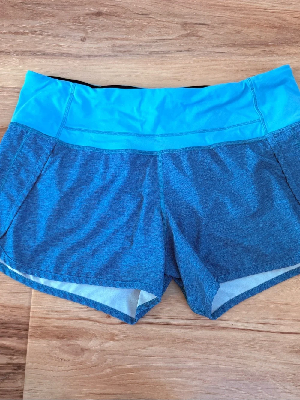 Lululemon 4 inch speed up shorts